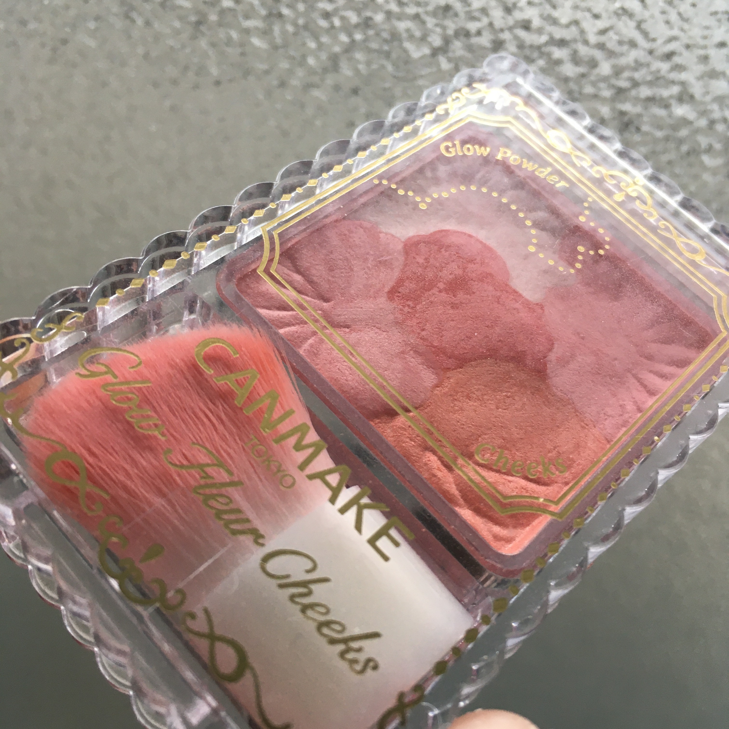 グロウフルールチークス/キャンメイク/パウダーチークを使ったクチコミ（1枚目）