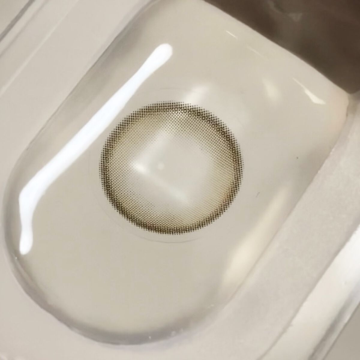 DEMETER/Gemhour lens/カラーコンタクトレンズを使ったクチコミ(4枚目)