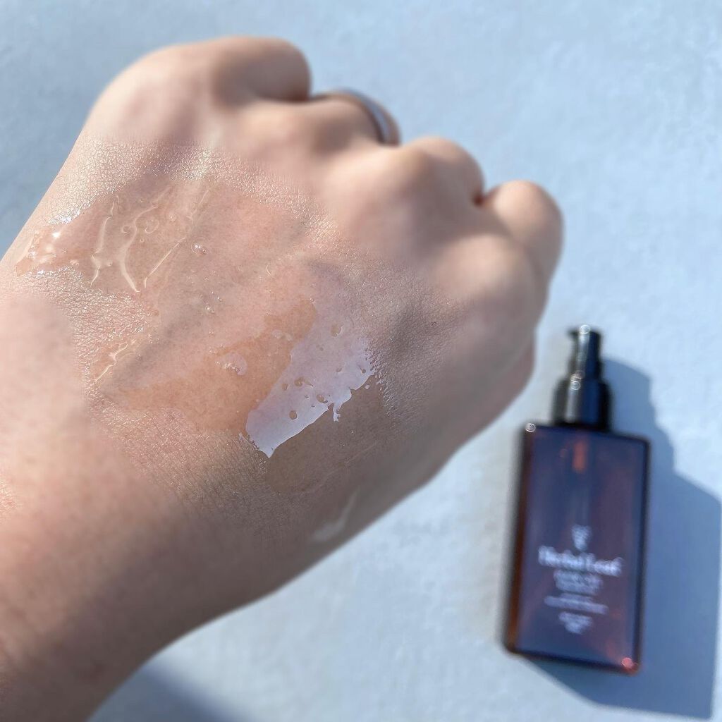 オーガニックヘアオイル フレッシュティーの香り/ハーバルリーフ/ヘアオイルを使ったクチコミ(2枚目)