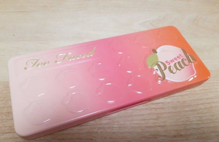 スイートピーチ アイシャドウ パレット/Too Faced/アイシャドウパレットを使ったクチコミ(2枚目)