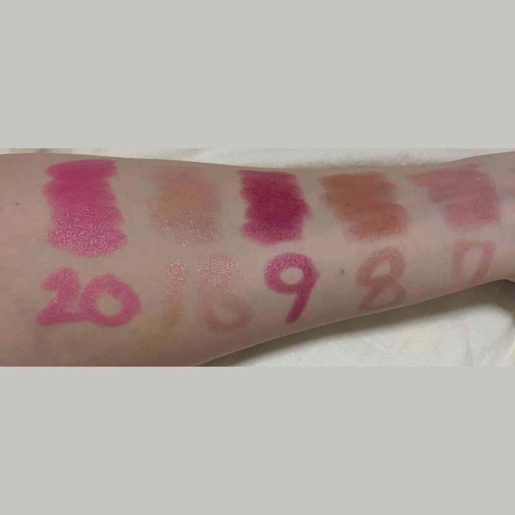 チャビー スティック モイスチャライジング リップ カラー バーム/CLINIQUE/口紅を使ったクチコミ(2枚目)