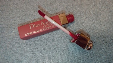 Dior　アディクトリップティント
色→Natural  Nude (351)

Good👍
・みずみずしいテクスチャで塗りやすい
・色持ちする
・唇あれない
・見た目可愛い😍

Bad⤵
・唇の中央奥