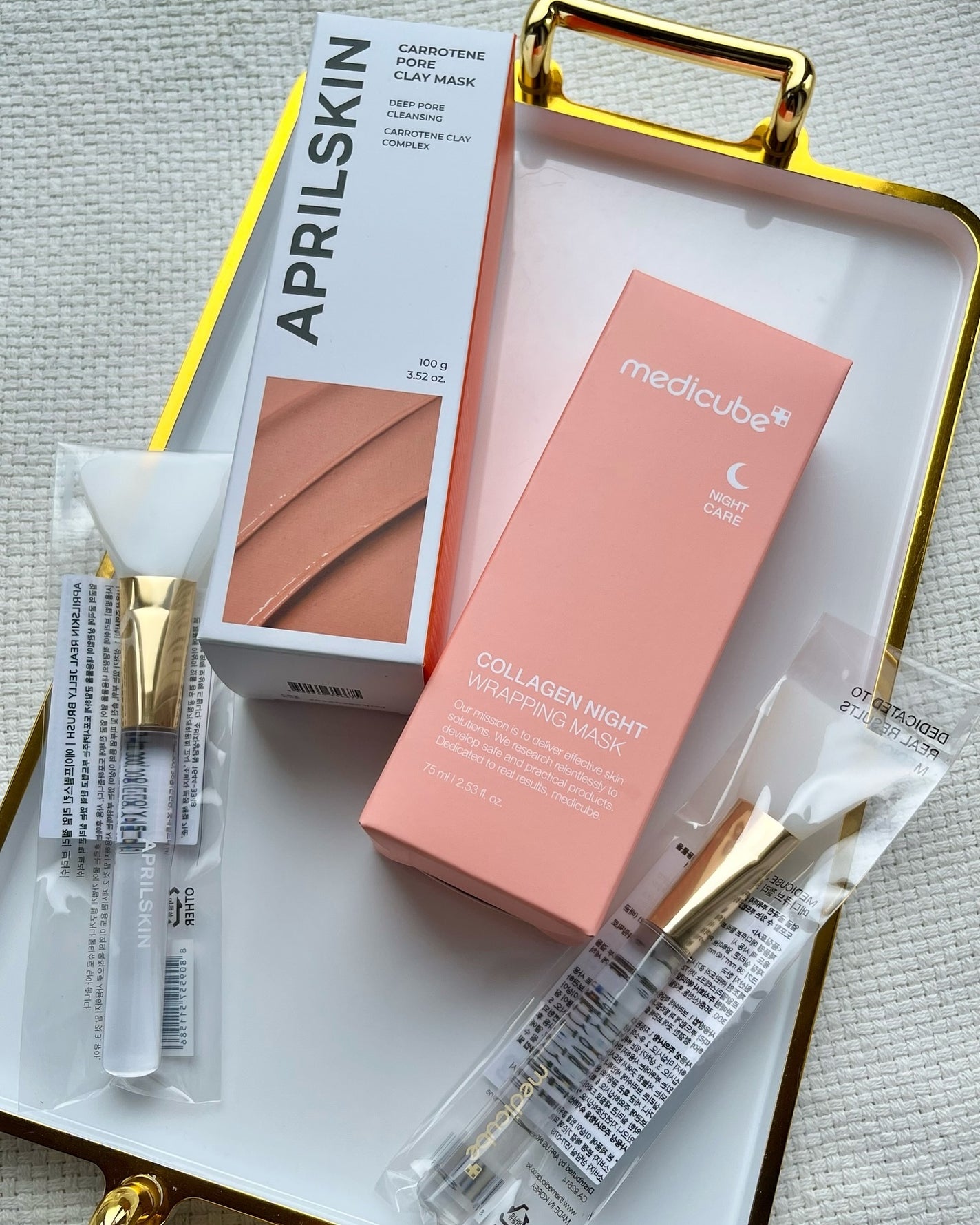 カロテン毛穴レスクレイパック/APRILSKIN/洗い流すパック・マスクを使ったクチコミ(1枚目)