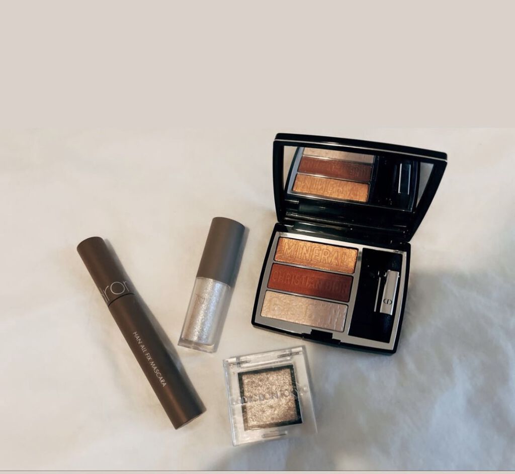 アディクション ザ アイシャドウ スパークル/ADDICTION/単色アイシャドウを使ったクチコミ（2枚目）