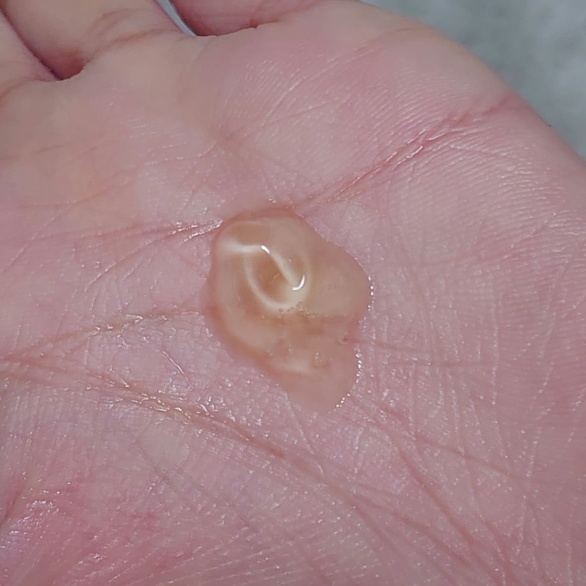 グリーンタンジェリン ビタC ダークスポットケアセラム/goodal/美容液を使ったクチコミ（3枚目）