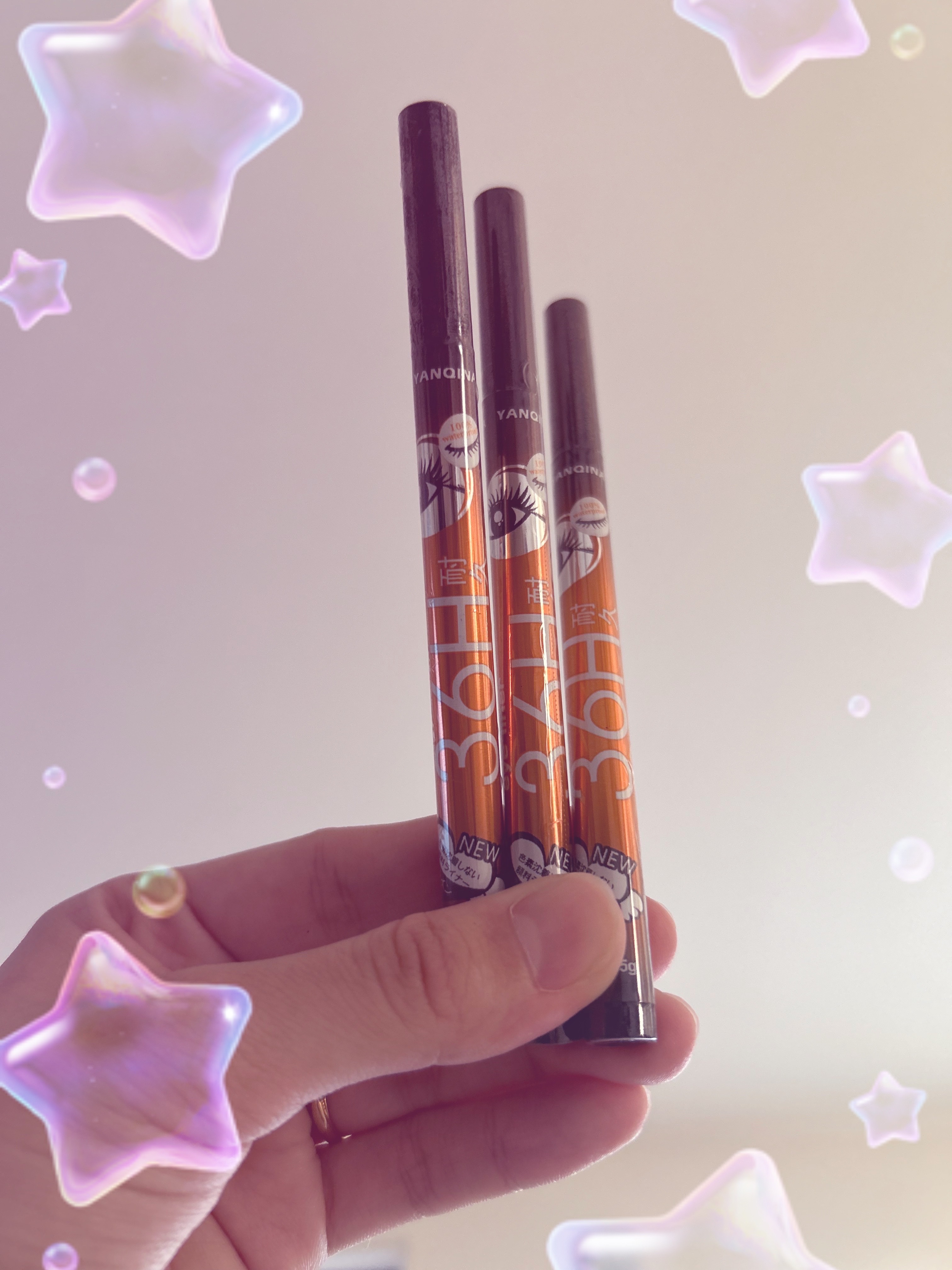 YANQINA YANQINA リキッドアイライナーのクチコミ「YANQINA リキッドアイライナーはめちゃくちゃ安かったので友達と一緒に分けようと購入しまし.....」（1枚目）