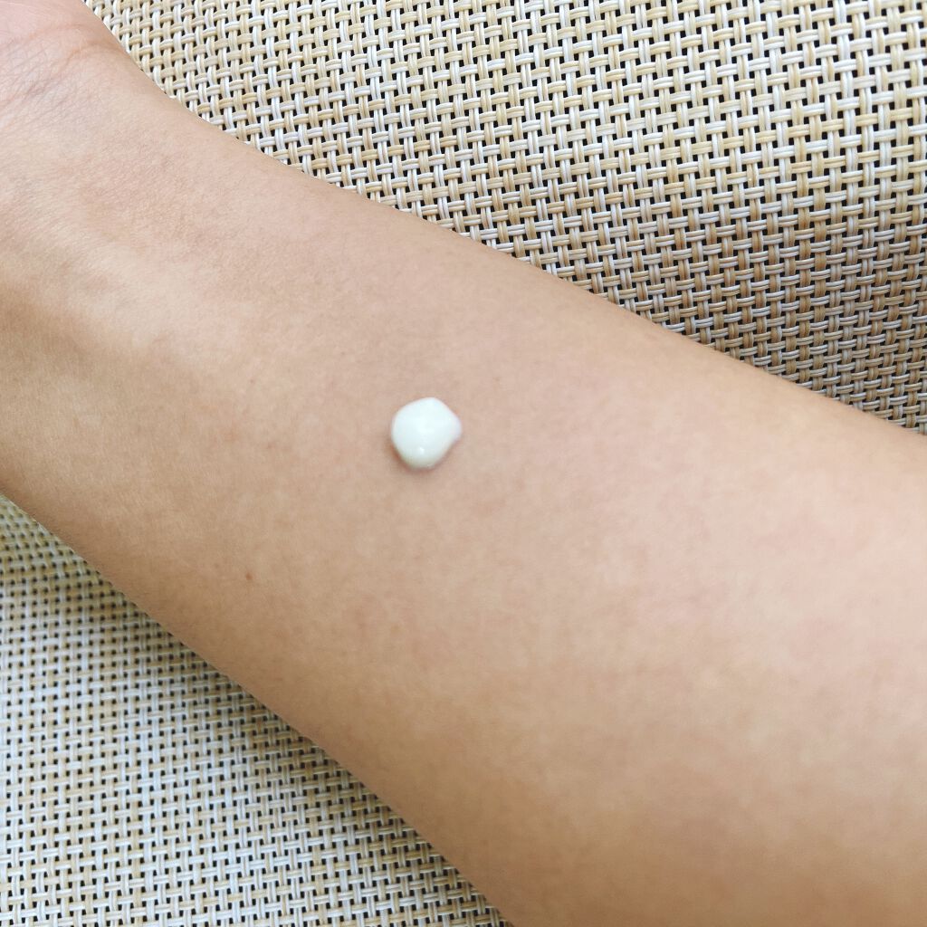 ブライトニングUVデイエッセンス/DEW/美容液を使ったクチコミ（2枚目）