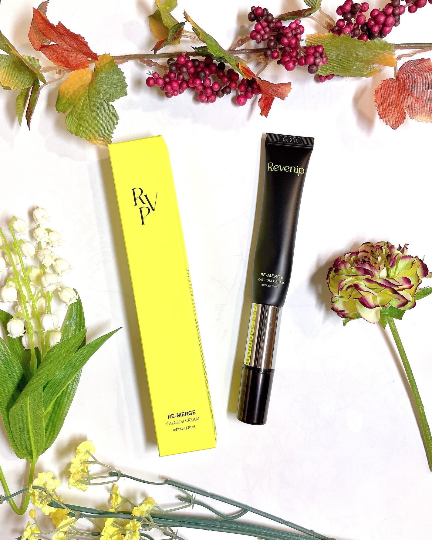 リマージカルシウム振動アイクリーム/REVENIP/フェイスクリームを使ったクチコミ(1枚目)