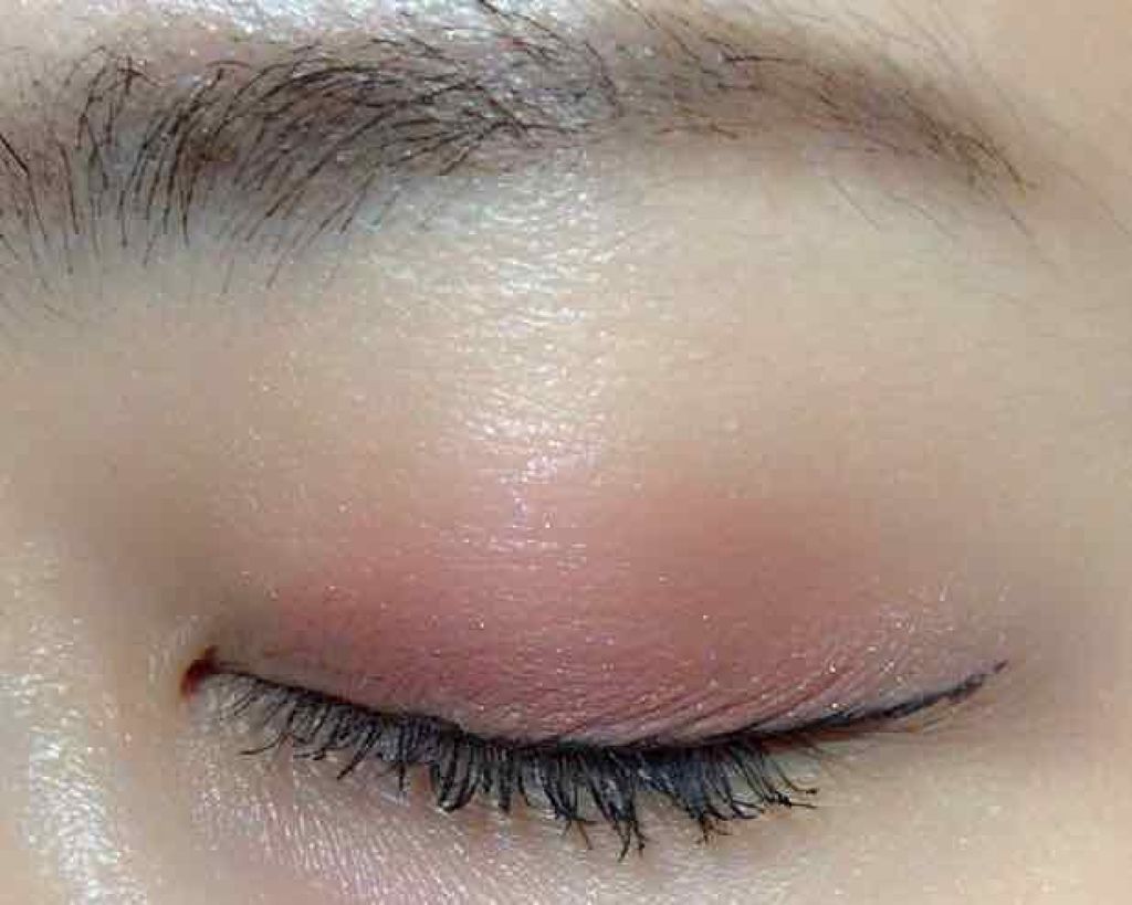 ヴィセ アヴァン シングルアイカラー/Visée/単色アイシャドウを使ったクチコミ(3枚目)