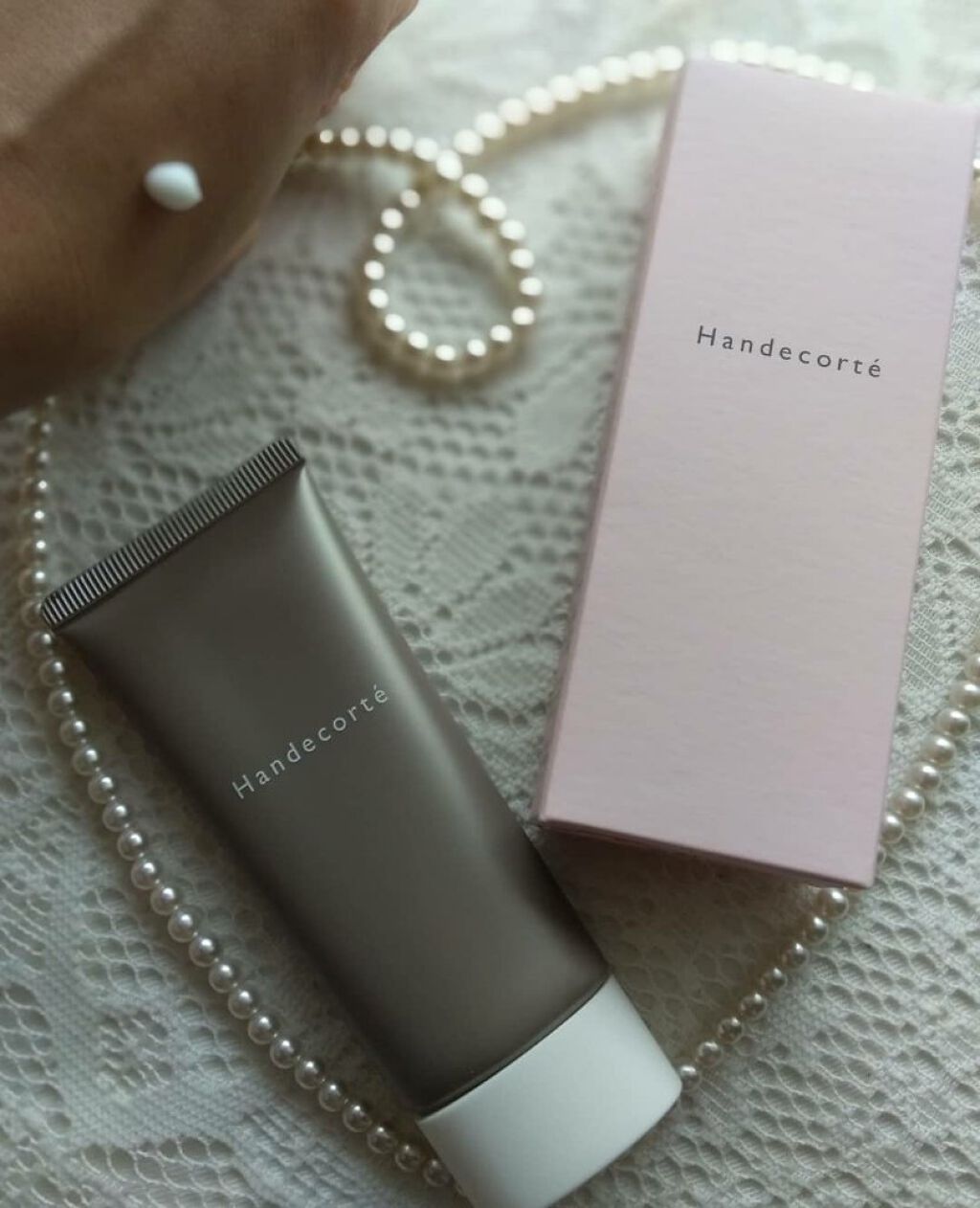 ハンデコルテ/キユートピア/ネック・デコルテケアを使ったクチコミ（2枚目）