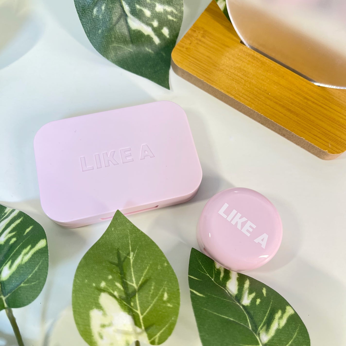 ミニライクアシャドウ/BLESSED MOON/単色アイシャドウを使ったクチコミ(9枚目)