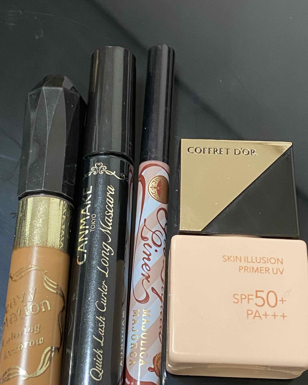 カラーリングアイブロウ/ヘビーローテーション/眉マスカラを使ったクチコミ(1枚目)