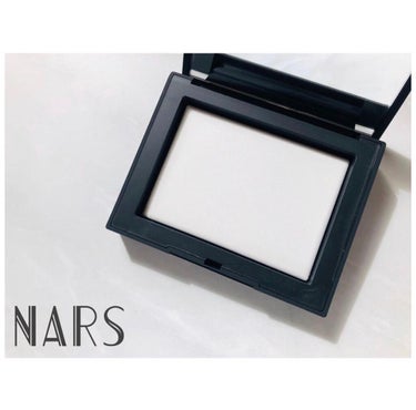 ライトリフレクティングセッティングパウダー　プレスト　N/NARS/プレストパウダーを使ったクチコミ（2枚目）