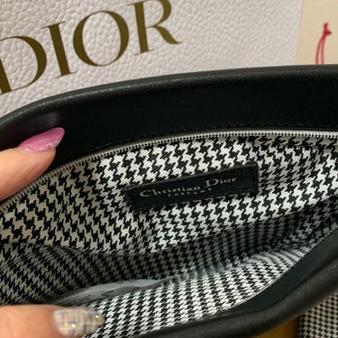 ルージュ ディオール 999V ベルベット<ニュー ルック エディション>（生産終了）/Dior/口紅を使ったクチコミ（3枚目）