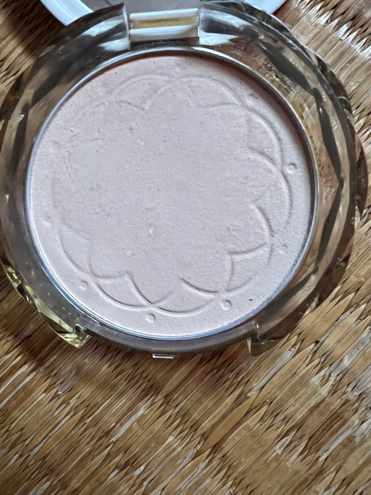 UVシルクカバーパウダー/CEZANNE/プレストパウダーを使ったクチコミ(4枚目)