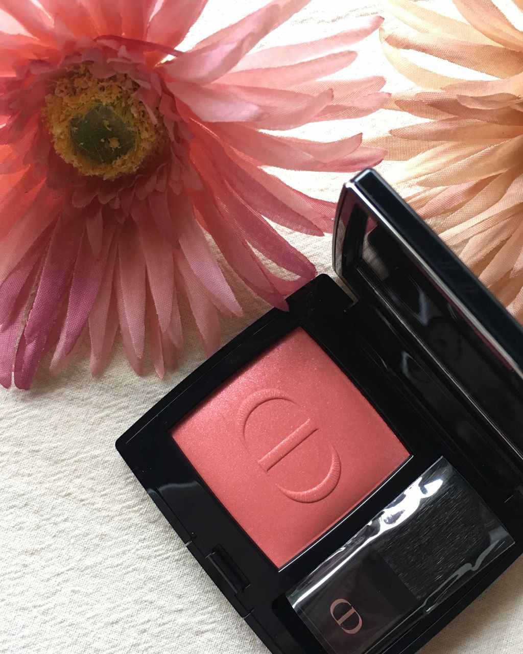 【旧】ディオールスキン ルージュ ブラッシュ/Dior/パウダーチークを使ったクチコミ(1枚目)