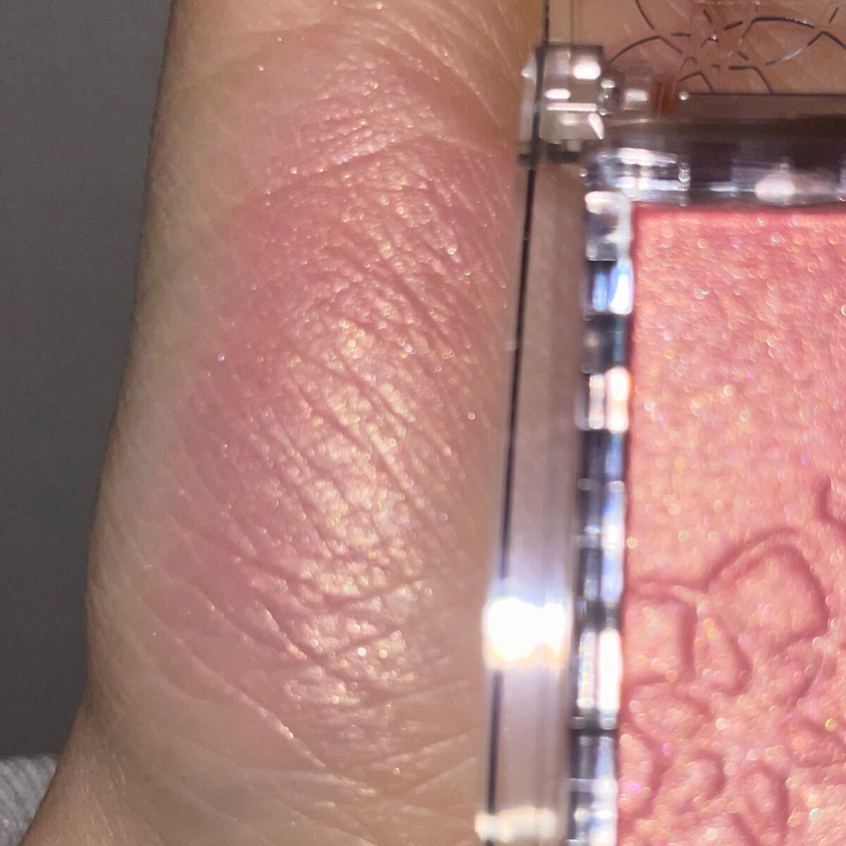 パールグロウチーク/CEZANNE/パウダーチークを使ったクチコミ（2枚目）