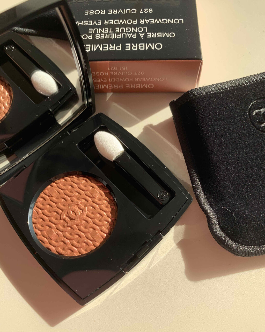 オンブル プルミエール プードゥル/CHANEL/単色アイシャドウを使ったクチコミ（1枚目）