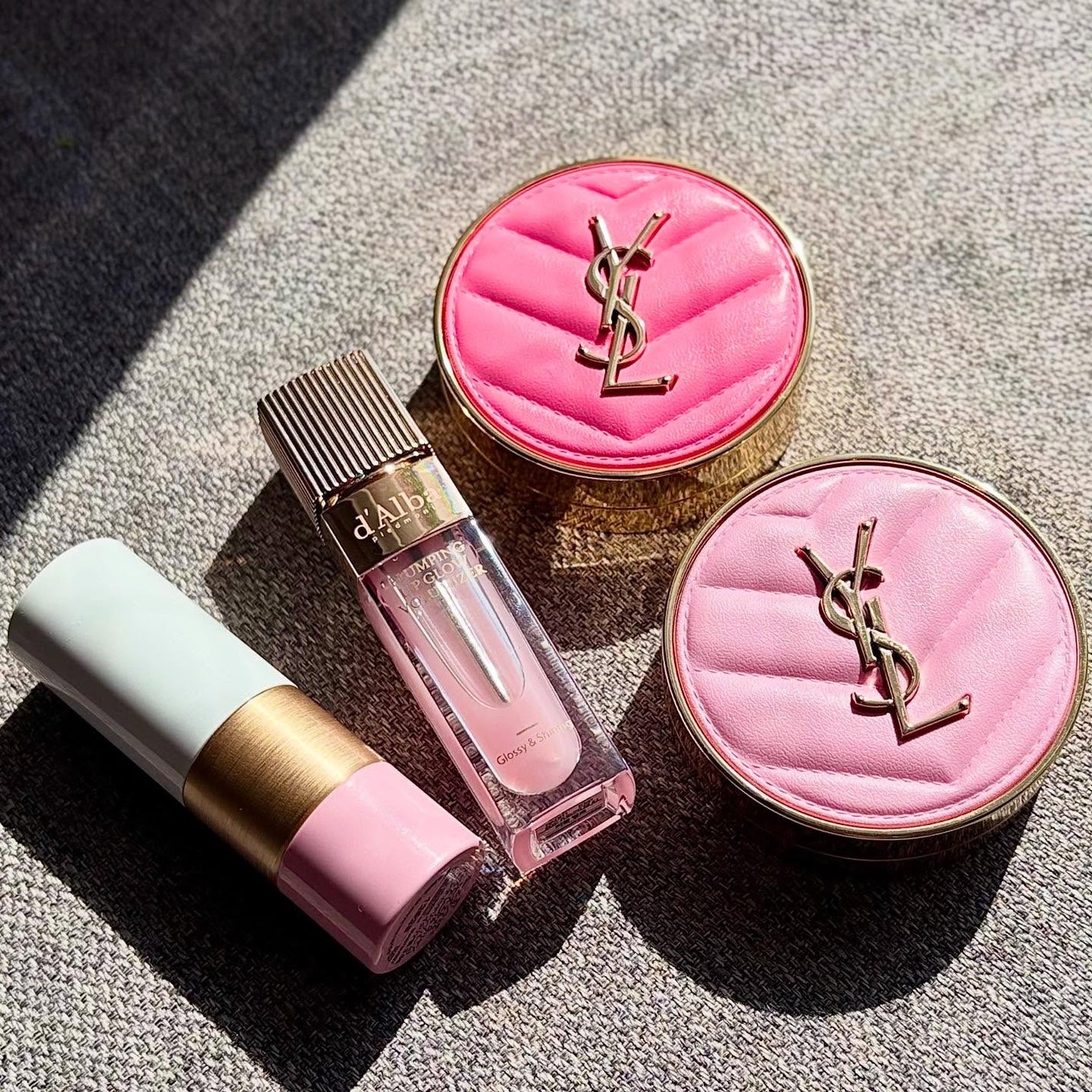 YSL メイクミーブラッシュ パウダー/YVES SAINT LAURENT BEAUTE/パウダーチークを使ったクチコミ(1枚目)