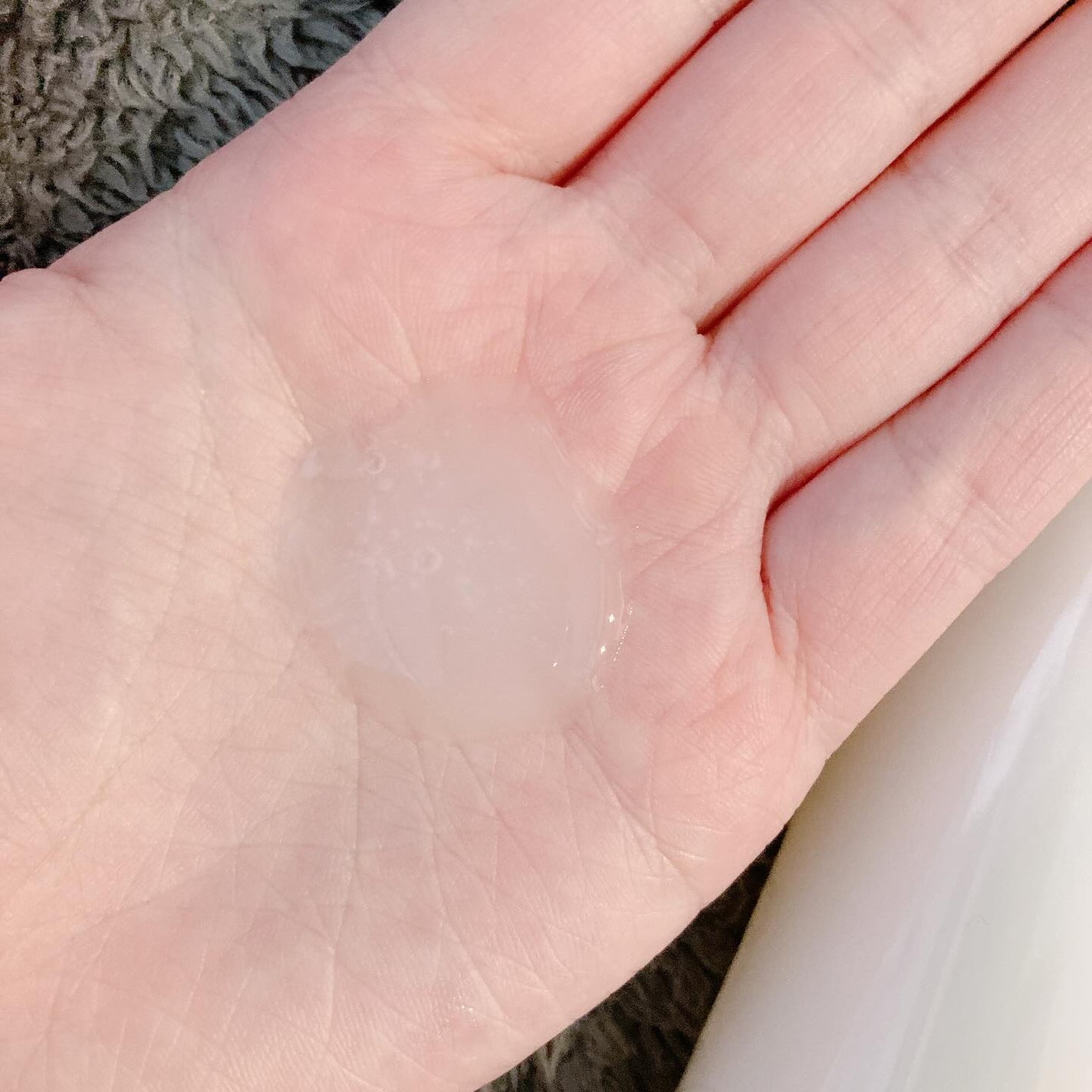 モイスチュアマイルドホワイトリンクルケア パーフェクトエッセンス/モイスチュアマイルド ホワイト/オールインワン化粧品を使ったクチコミ(4枚目)