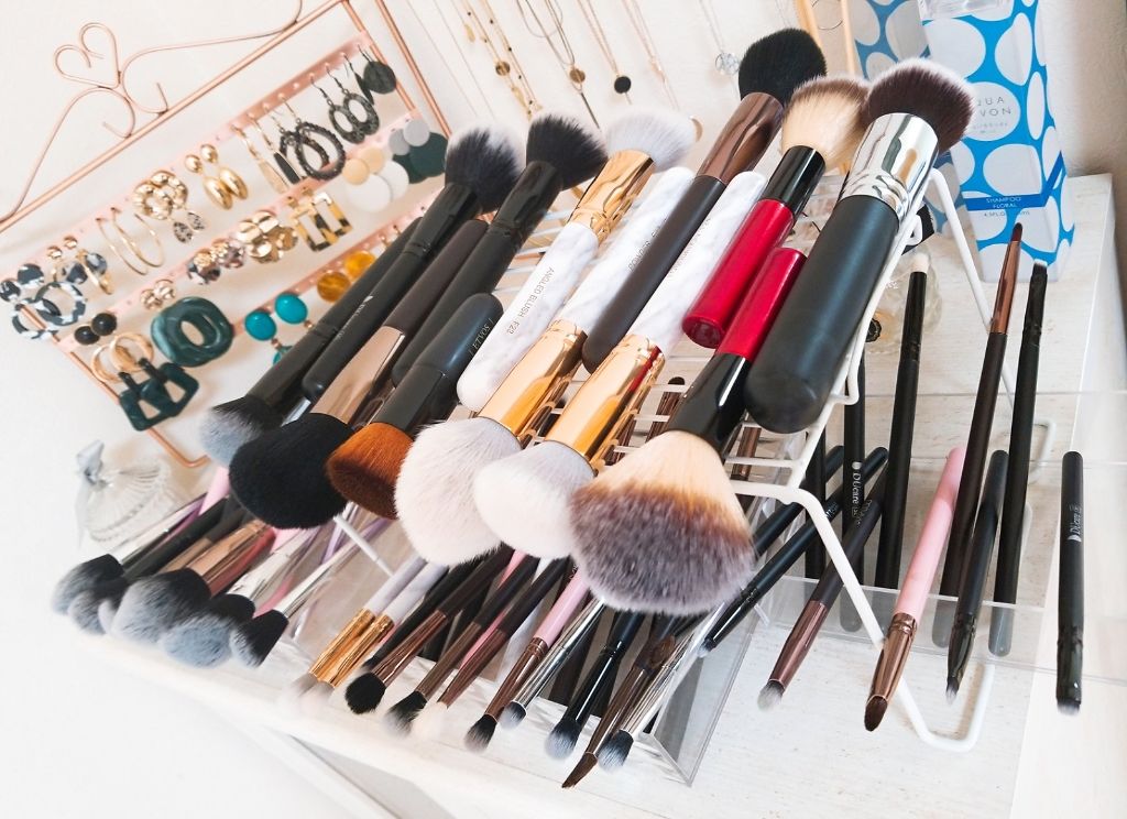 メイクブラシ専用クリーナー/DAISO/その他化粧小物を使ったクチコミ(4枚目)