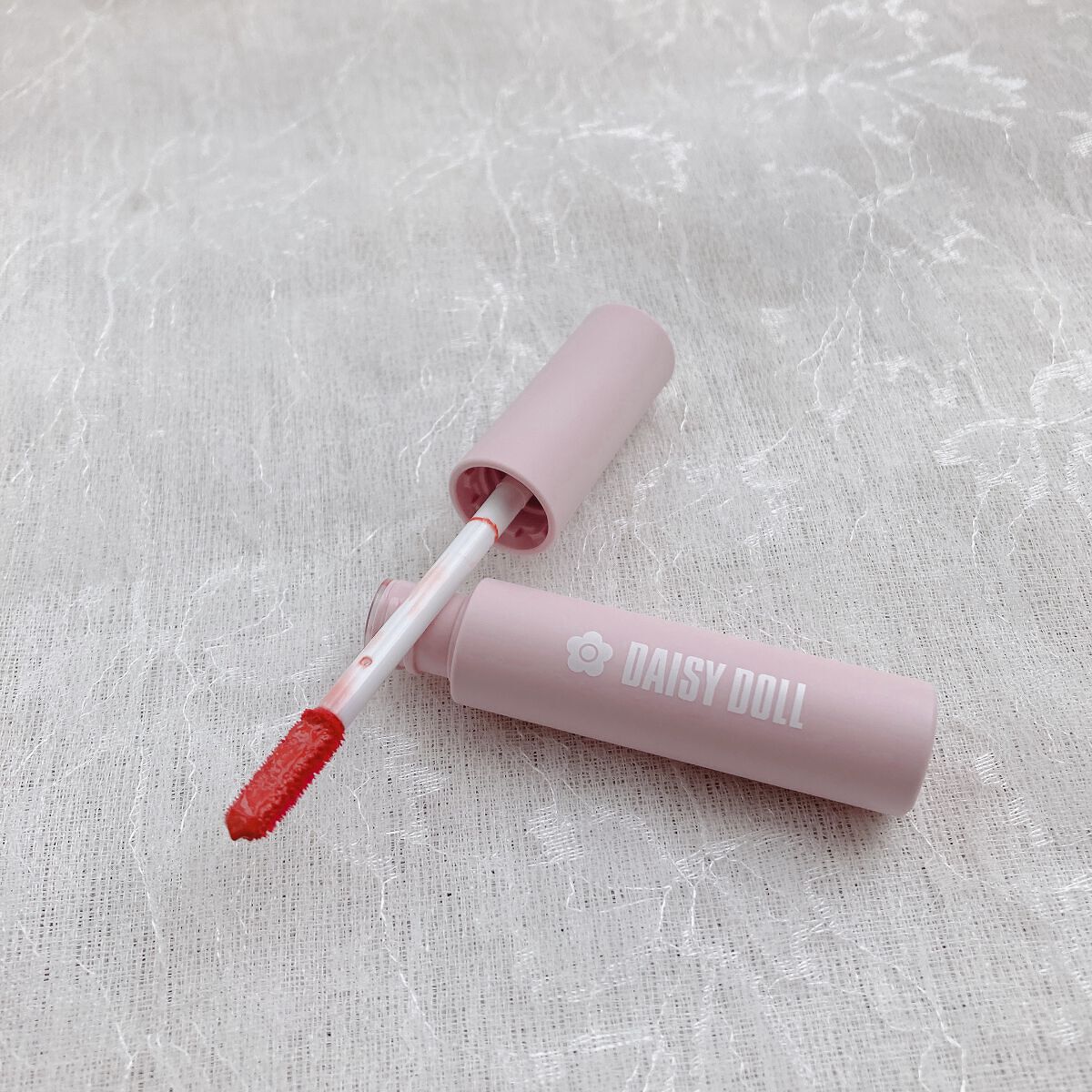 ウォータリー リップ ティント/DAISY DOLL by MARY QUANT/リップティントを使ったクチコミ（3枚目）