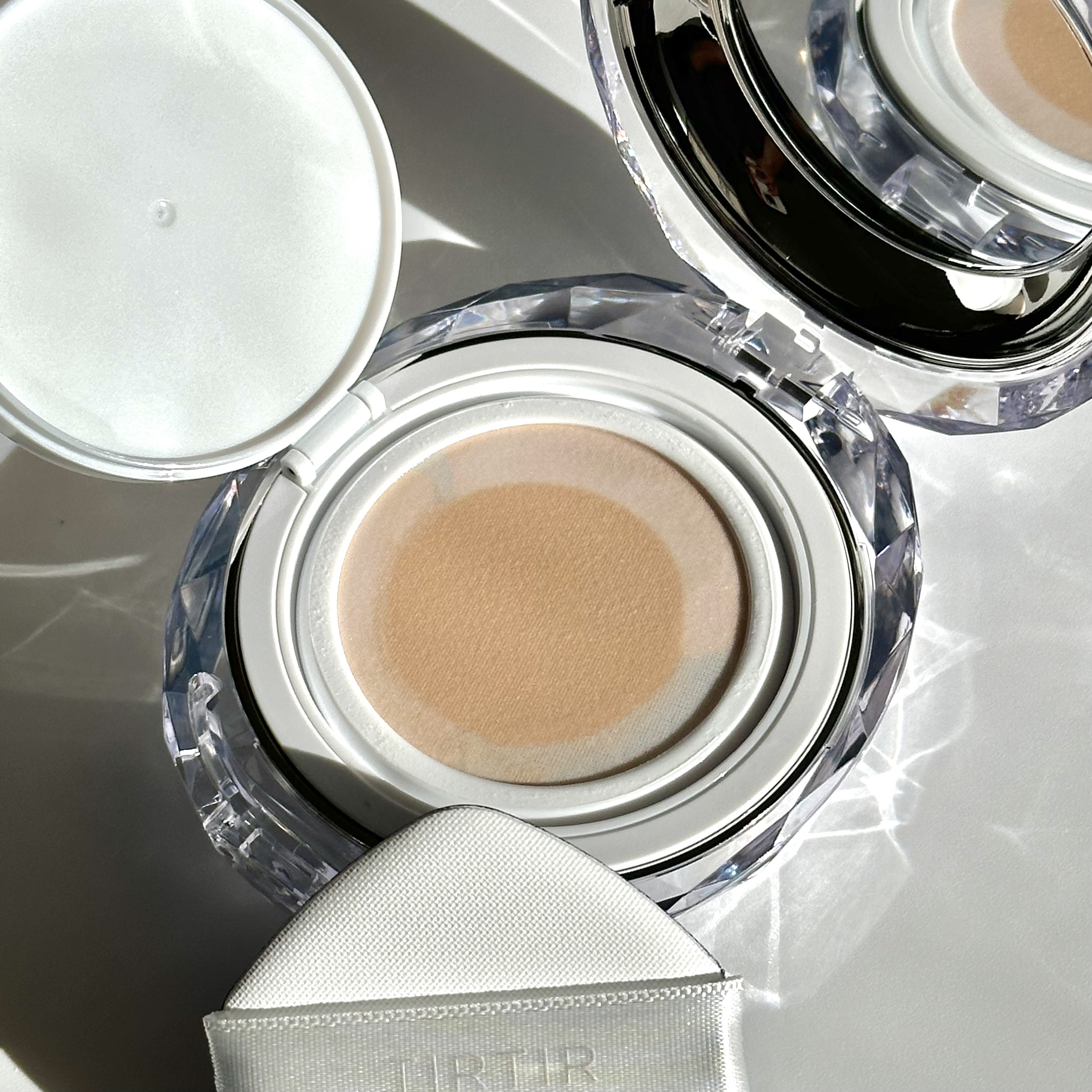 マスクフィット クリスタルメッシュクッション/TIRTIR(ティルティル)/クッションファンデーションを使ったクチコミ（2枚目）