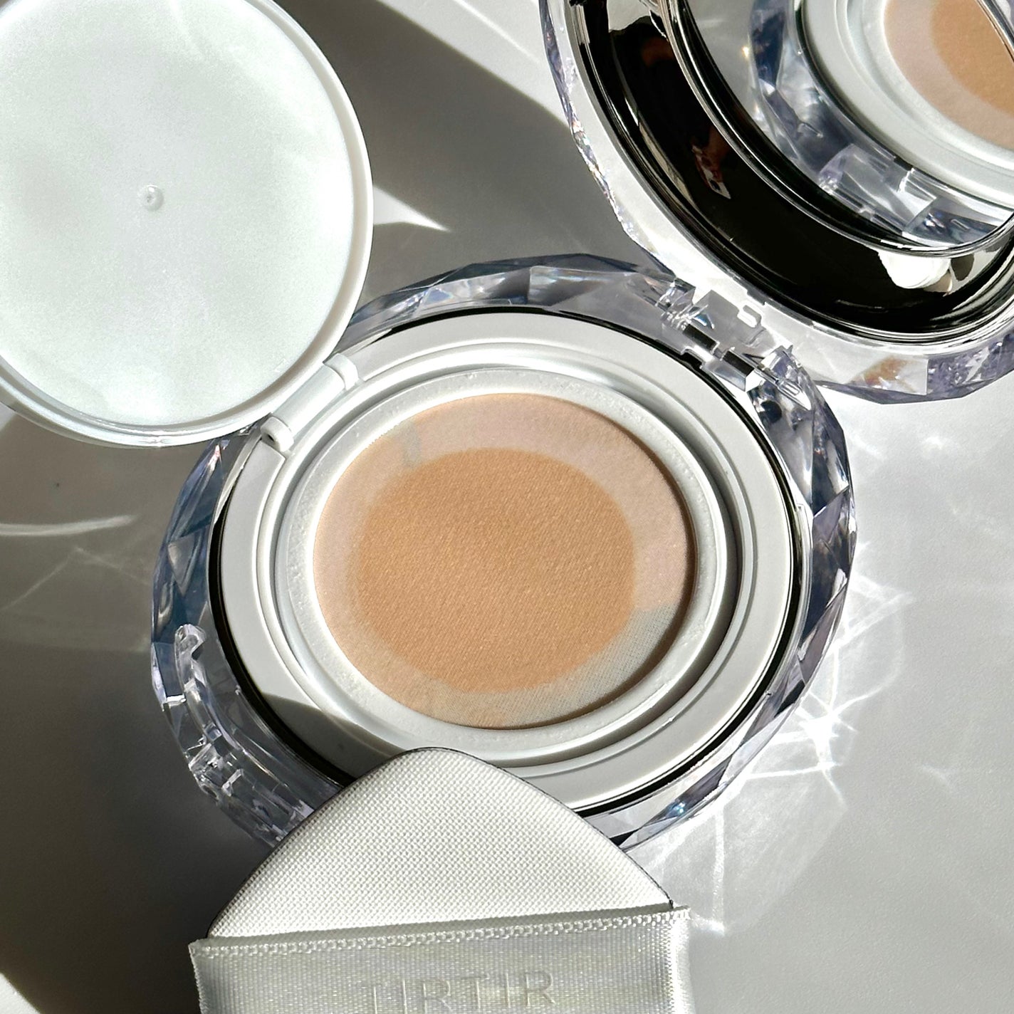 マスクフィット クリスタルメッシュクッション/TIRTIR(ティルティル)/クッションファンデーションを使ったクチコミ(2枚目)