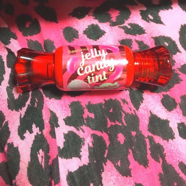 

❁⃘theSAME
jelly candy tint
(05 candyfloss)
✼••┈┈••✼••┈┈••✼••┈┈••✼••┈┈••✼
キャンディの形したティントです🍬
見た目も可愛くて前