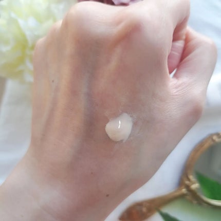 フローレススキン グロウライザー/DECORTÉ/化粧下地を使ったクチコミ(4枚目)