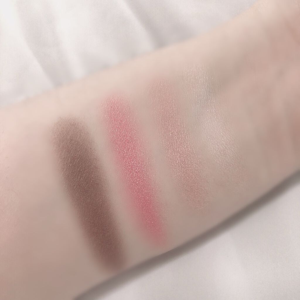 グロッシーリッチ アイズ N/Visée/アイシャドウパレットを使ったクチコミ(3枚目)