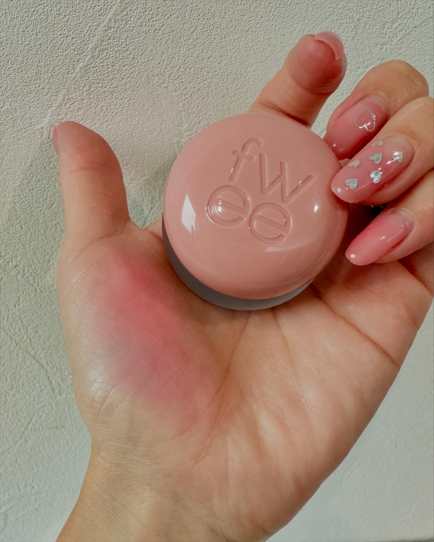 リップアンドチーク ブラーリープリンポット/fwee/口紅を使ったクチコミ（2枚目）