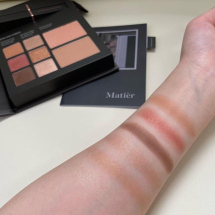 Makeup Book Issue メイクアップブックイッシュ No. 03 ソーラーオンザライズ/Matièr/メイクアップキットの画像