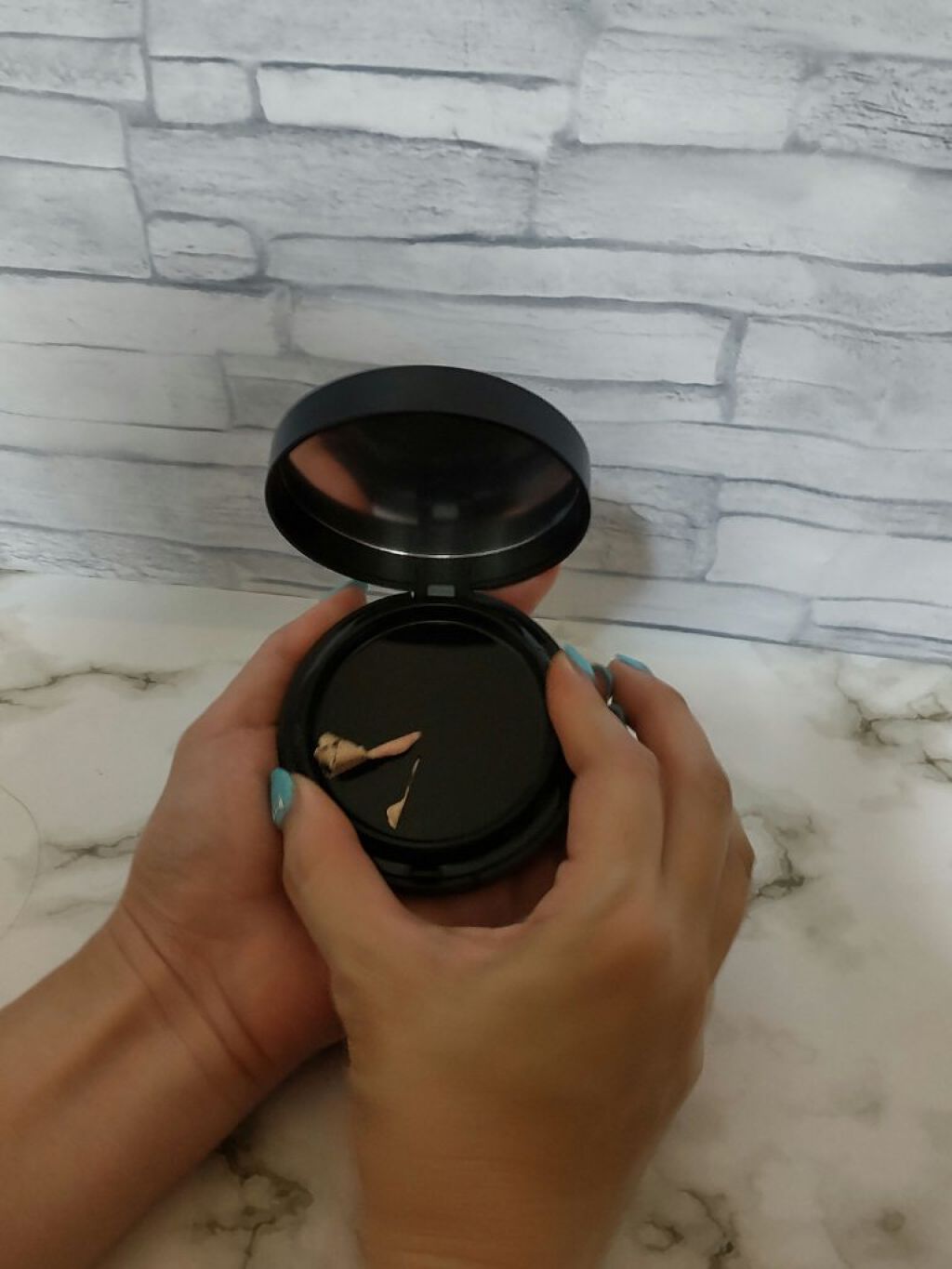 NNEグラインディングファンデーション/NNE/その他ファンデーションを使ったクチコミ（2枚目）