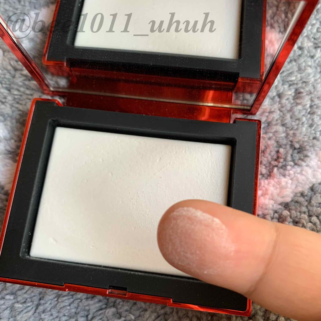 ライトリフレクティングセッティングパウダー　プレスト　N/NARS/プレストパウダーを使ったクチコミ（3枚目）