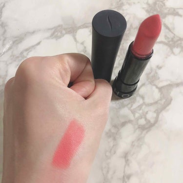 SEPHORA SEPHORA Rouge Shine Lipstickのクチコミ「SEPHORA
Rouge Matte 02(中央)
Rouge Shine 57(右)
Ro.....」（3枚目）