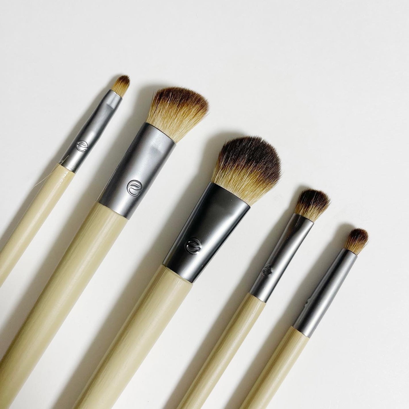 Daily Defined Eye Brush Set, 5 Piece Set & Storage Tray/EcoTools/メイクブラシを使ったクチコミ(9枚目)