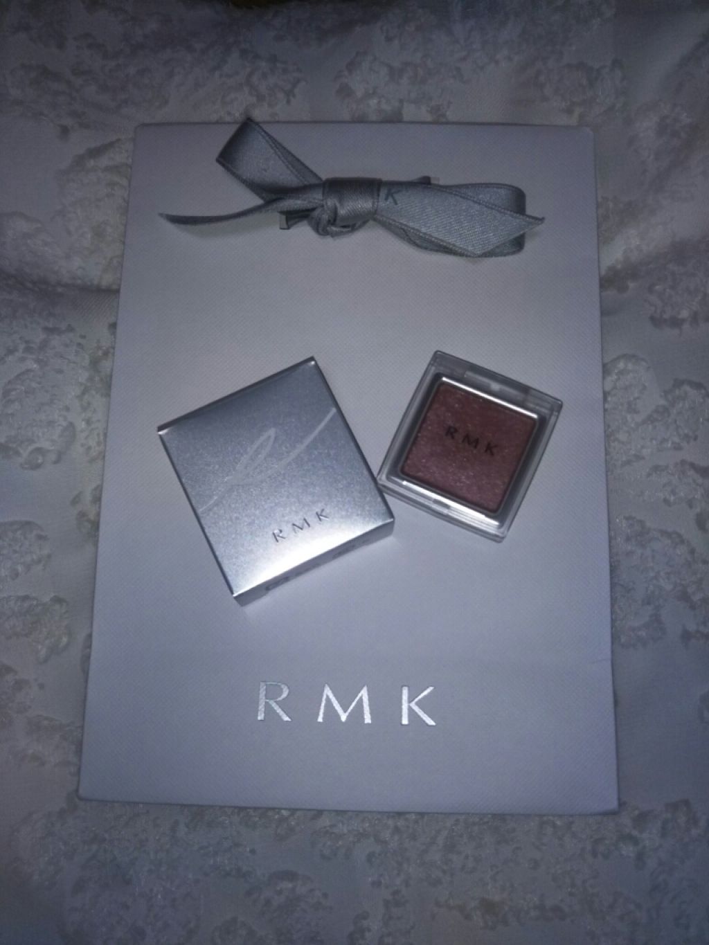 インジーニアス パウダーアイズ N/RMK/単色アイシャドウを使ったクチコミ(1枚目)