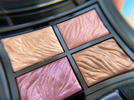 フラロッソ インテンソ アイシャドウ/アスタリフト/アイシャドウパレットを使ったクチコミ(2枚目)