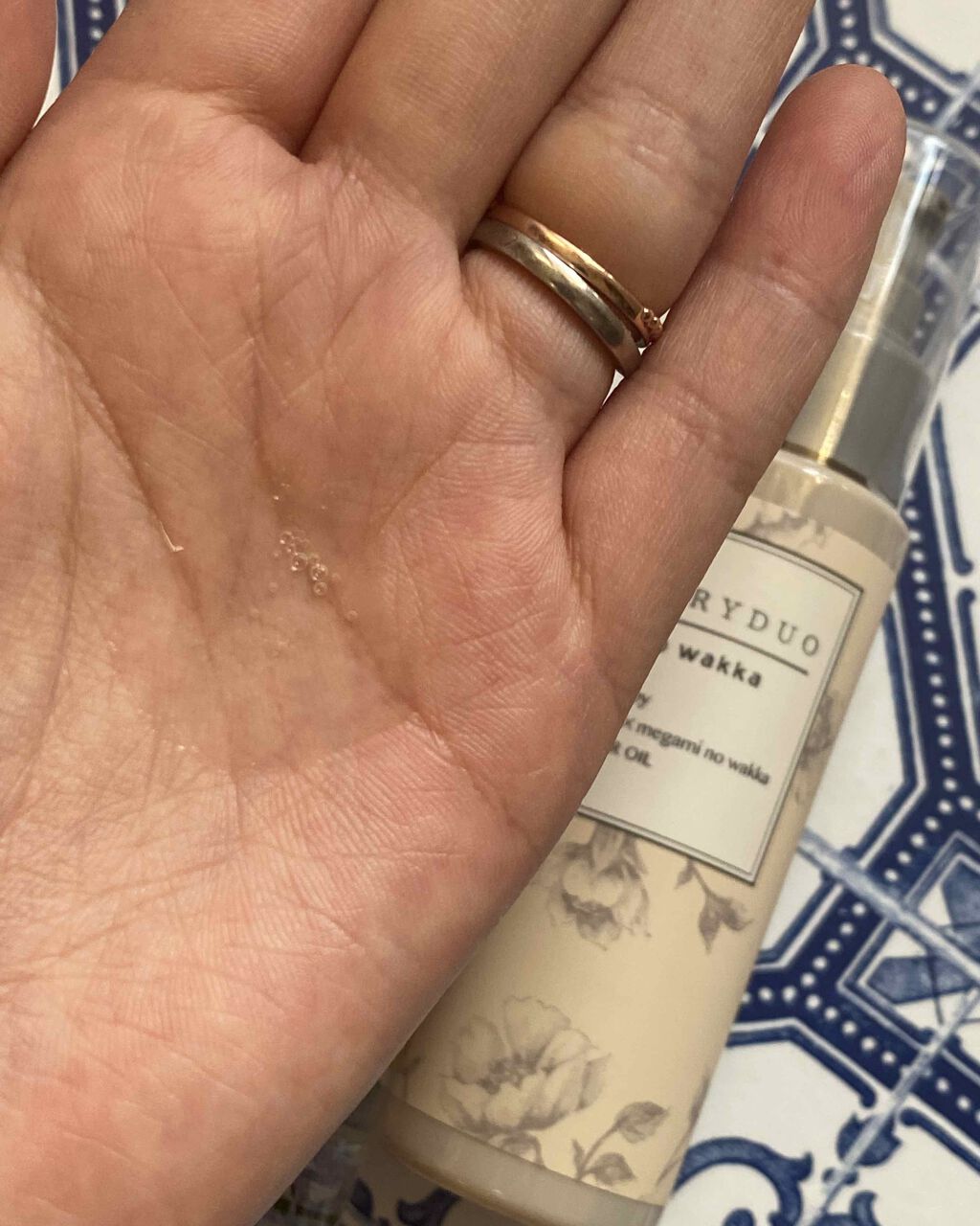 MERCURYDUO by megami no wakka ELEGANCE HAIR OIL/R&/ヘアオイルを使ったクチコミ(2枚目)