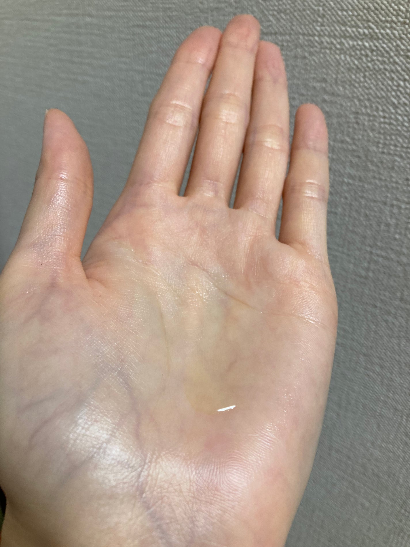 ウェルネス マッサージオイル ラベンダー&ベチバー/THE BODY SHOP/ボディオイルを使ったクチコミ(3枚目)