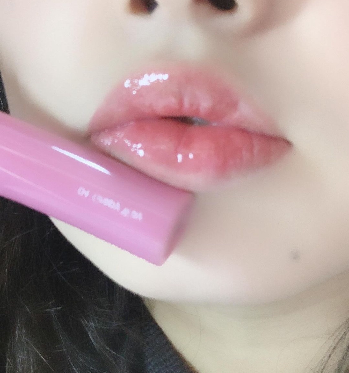 グラスティングカラーグロス/rom&nd/リップグロスを使ったクチコミ（2枚目）