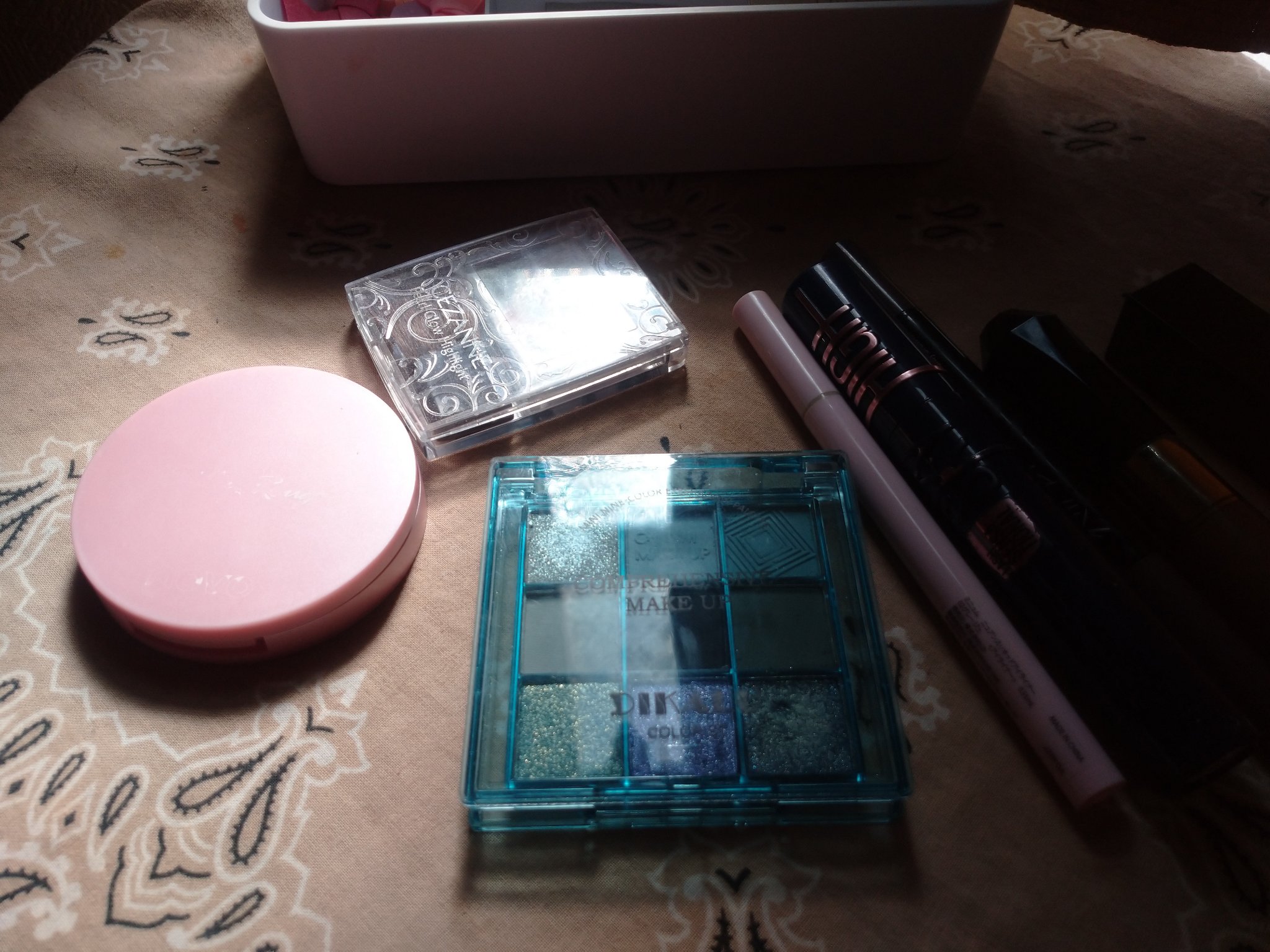 フィットミー リキッド ファンデーション DN 112/MAYBELLINE NEW YORK/リキッドファンデーションを使ったクチコミ（2枚目）