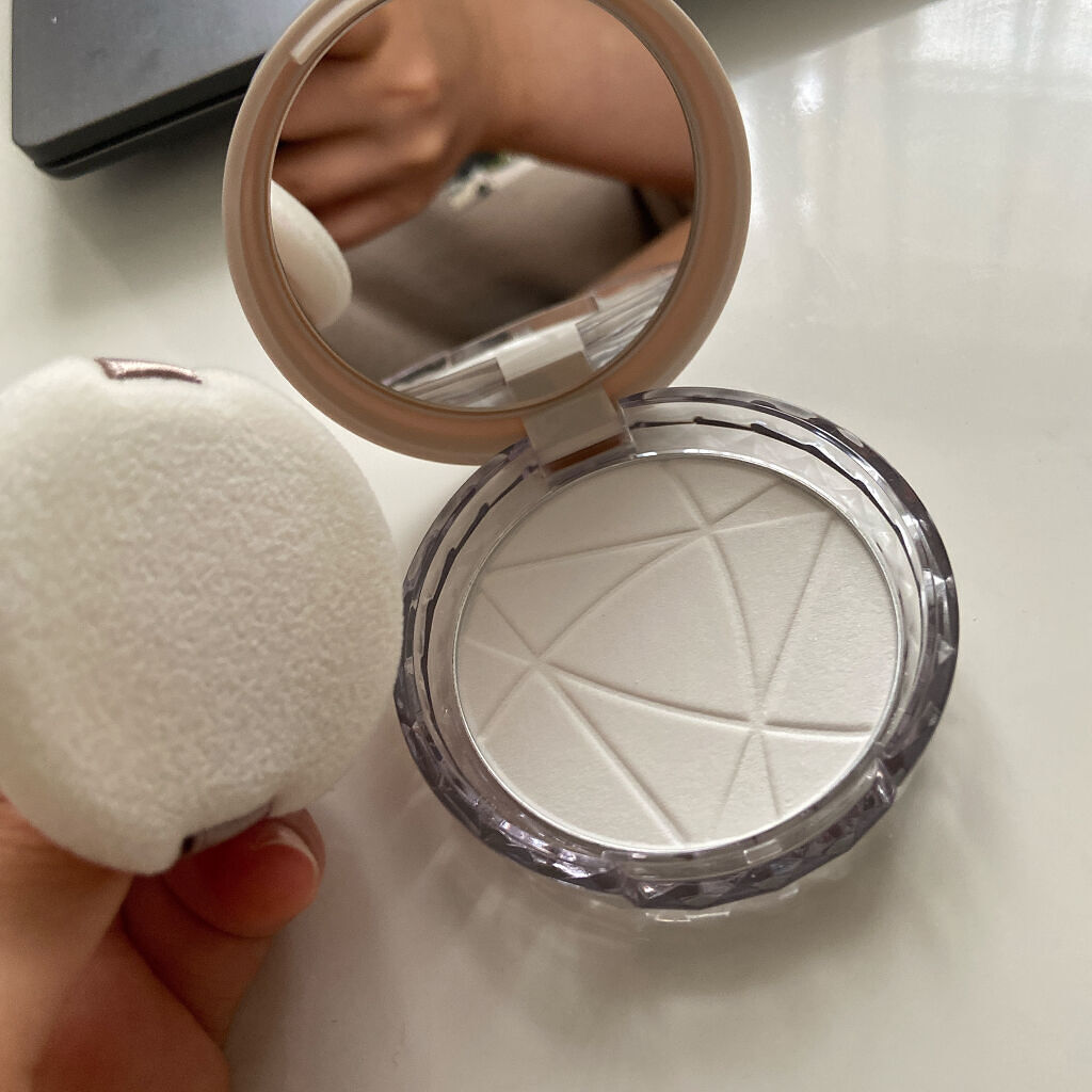 毛穴レスパウダー/CEZANNE/プレストパウダーを使ったクチコミ（2枚目）