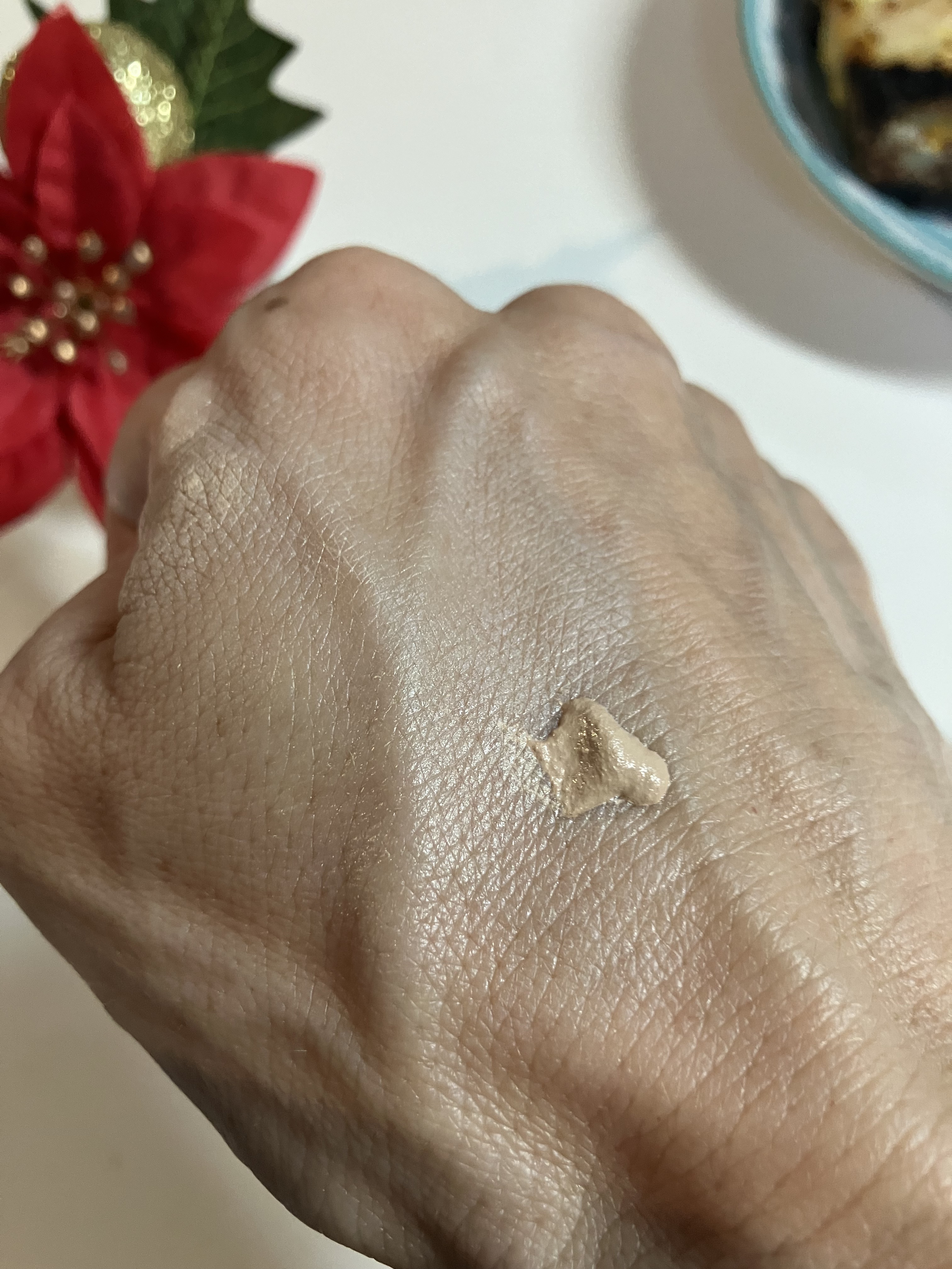 CR アイカバー ジェル SPF25 /bareMinerals/日焼け止めジェルを使ったクチコミ（3枚目）