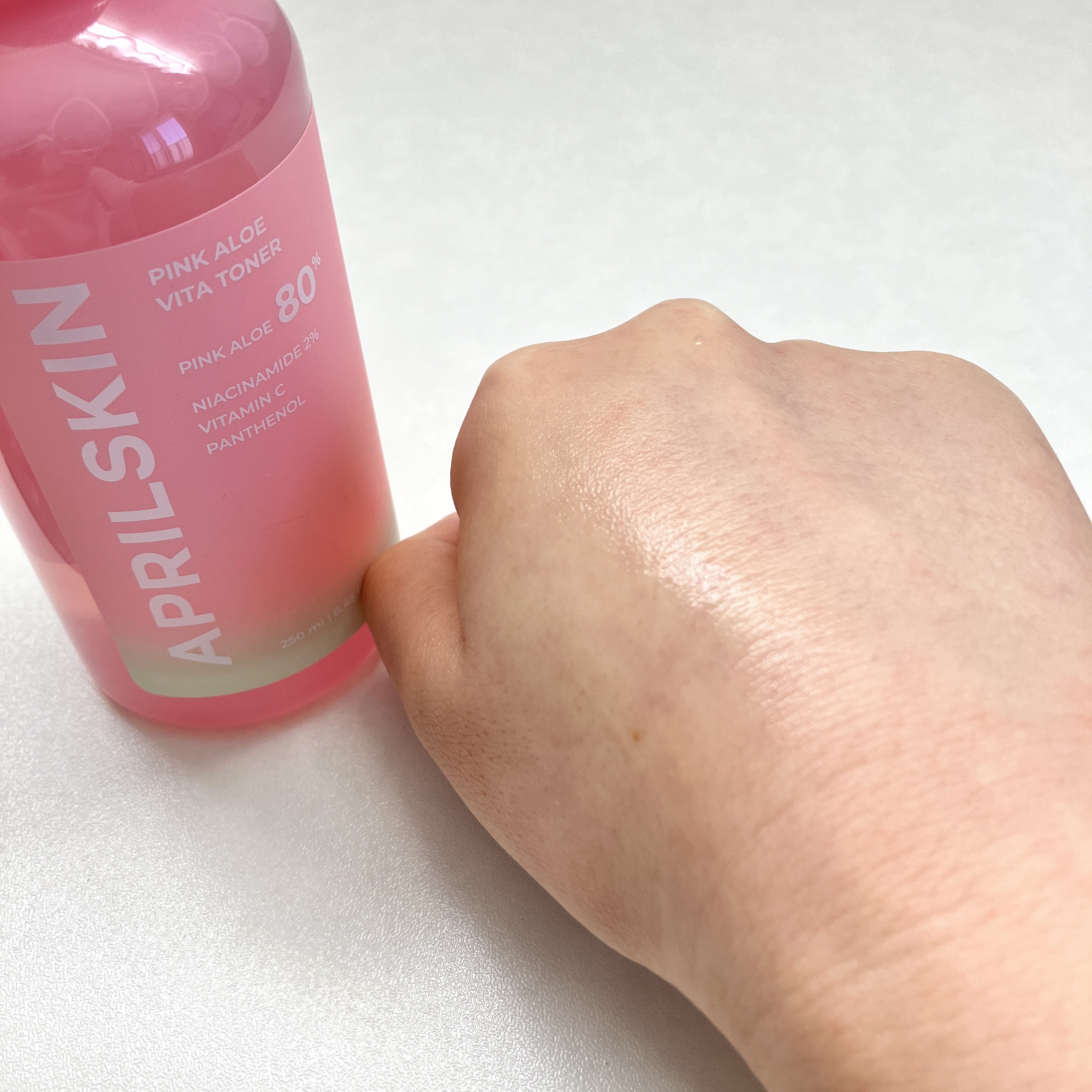 ピンクアロエビタトナー/APRILSKIN/化粧水を使ったクチコミ（3枚目）
