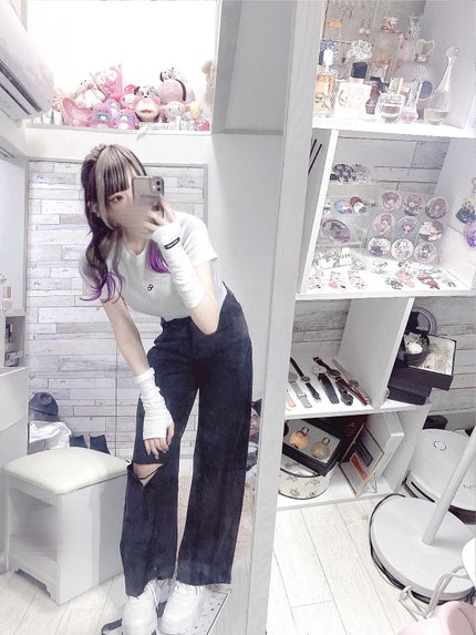 Liii▷ on LIPS 「【SHEINの大量購入品②🖤🤍】メイク用品や服など最近買ったシ..」(9枚目)