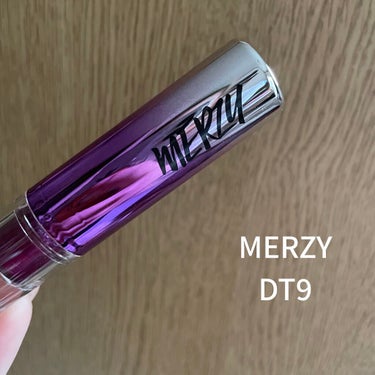 
【ぷるぷる唇に！】

MERZY(マージー) 
オーロラ デュイ ティント
DT9.ファンタジアサンシャイン

ずっと気になってたティント！
Qoo10のメガ割でMERZY購入してみました💞

色は明