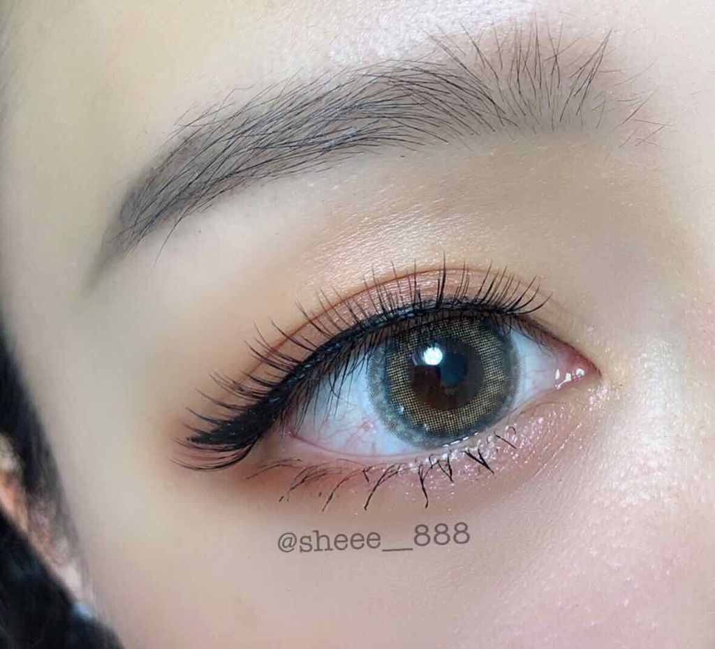 リュクスアイシャドウ 01 インカンデスント/BOBBI BROWN/単色アイシャドウを使ったクチコミ（2枚目）