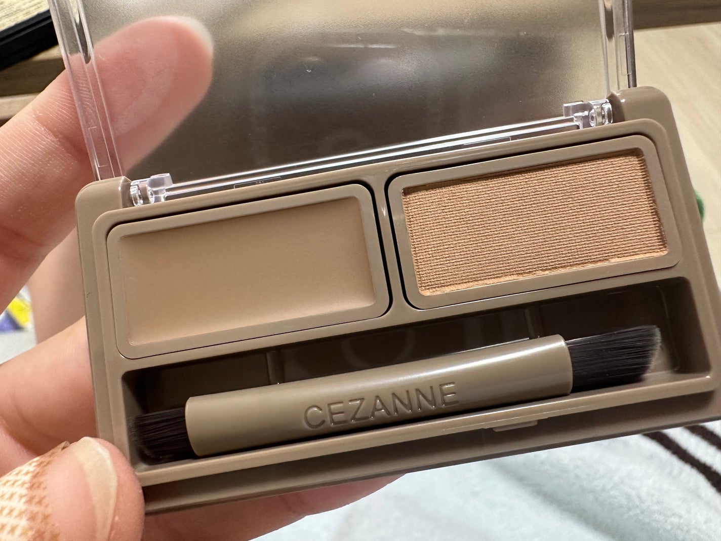 アイブロウワックス&パウダー/CEZANNE/アイブロウを使ったクチコミ(2枚目)